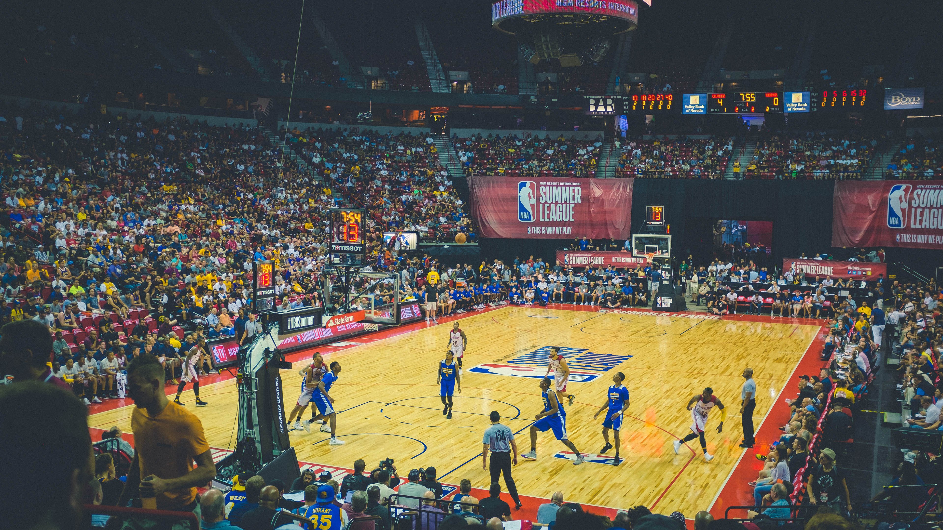 卡马文加全程高能输出，巴西对阵皇家社会的战术风暴