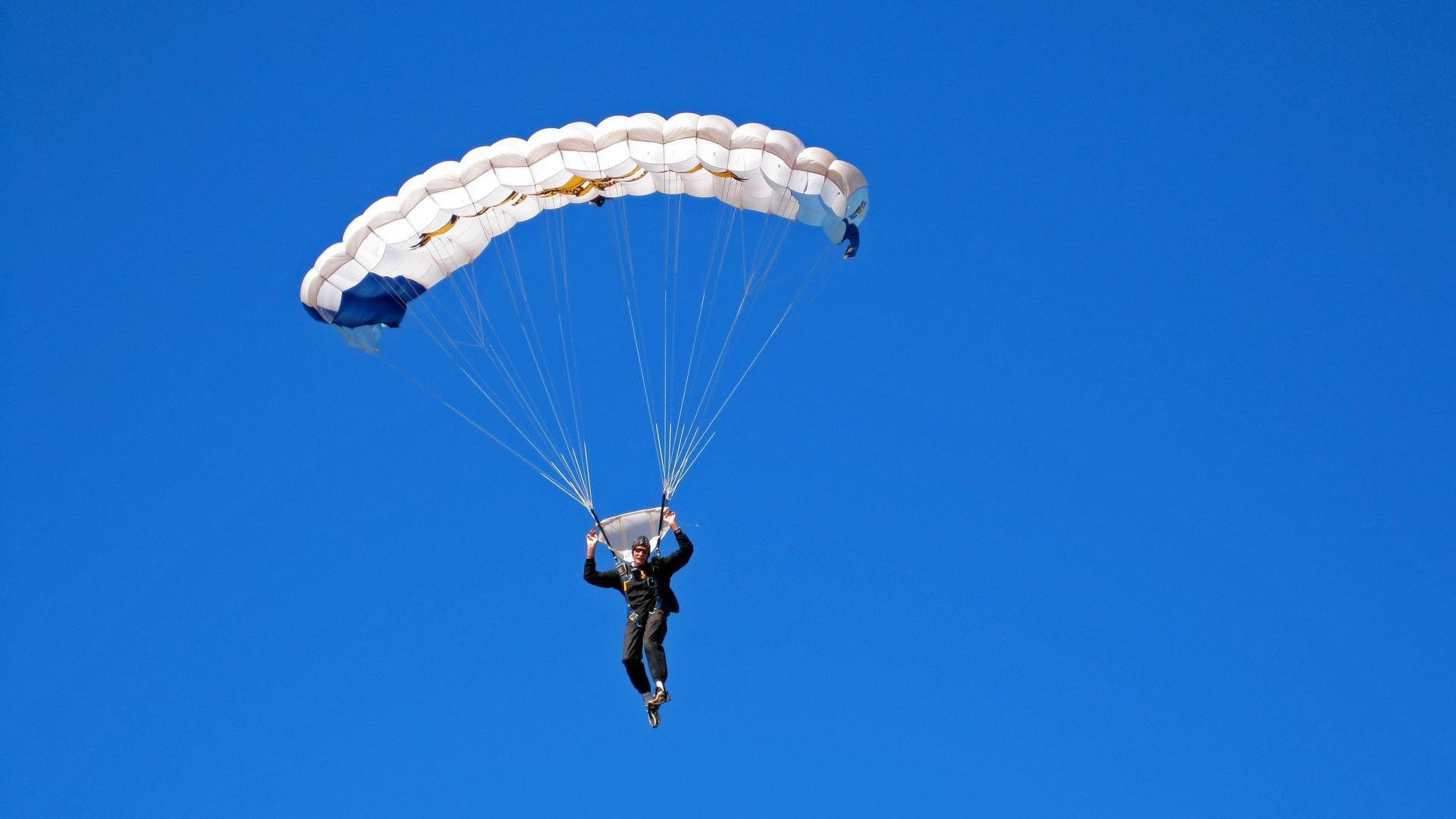 开云体育中国-硬仗显真章，老鹰力克吉林，莫兰特关键时刻定乾坤